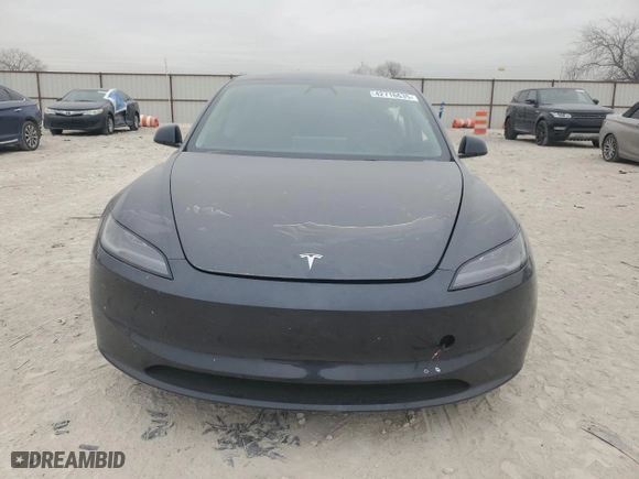 2024 Tesla Model 3 with VIN 5YJ3E1EA3RF872872, listed as a Copart auction lot 42716635 with 2,814 mi miles and Salvage Title. Bid and sale history available at carsss.com. Image 5.
