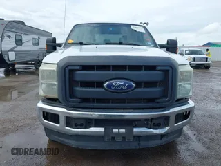 2013 Ford F-250 XL with VIN 1FT7W2BT8DEB45540, listed as a IAAI auction lot 41841007 with 424,066 mi miles and . Bid and sale history available at DreamBid. Image 12.
