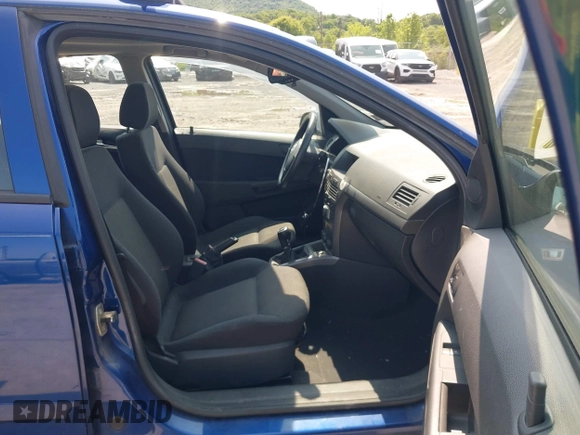 2008 Saturn Astra XE z VIN W08AR671185084168, wystawiony jako IAAI lot #42380172 z przebiegiem 129 099 mil mil oraz . Historia ofert i sprzedaży dostępna na DreamBid. Obrazek 5.