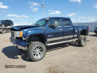 2008 GMC Sierra 2500HD SLT z VIN 1GTHK23658F162689, wystawiony jako Copart lot #57637225 z przebiegiem 219 187 mil mil oraz Szkoda całkowita • Salvage title. Historia ofert i sprzedaży dostępna na DreamBid. Obrazek 1.