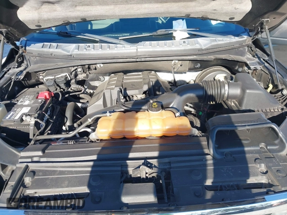 2015 Ford F-150 XL with VIN 1FTEX1CP0FFC11821, listed as a IAAI auction lot 41653603 with 182,192 mi miles. Bid and sale history available at carsss.com. Image 10.