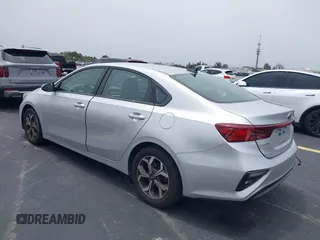 2019 Kia Forte LXS с VIN 3KPF24AD6KE044933, выставлен на аукционе IAAI как лот 42424725 с пробегом 142 854 миль миль и . История ставок и продаж доступна на DreamBid. Изображение 3.