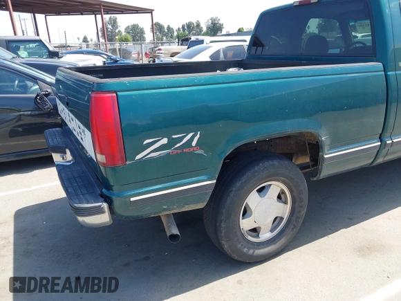 1997 Chevrolet Silverado 1500 with VIN 2GCEK19R0V1222296, listed as a IAAI auction lot 42195350 with 358,885 mi miles and . Bid and sale history available at DreamBid. Image 6.