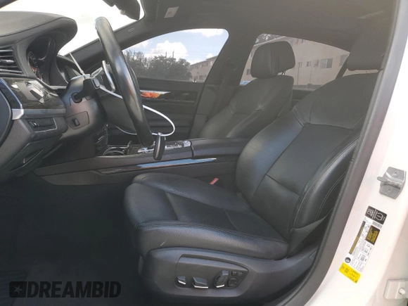 2013 BMW 7 Series 740Li with VIN WBAYE4C5XDD137591, listed as a Copart auction lot 44581175 with 138,173 mi miles and Salvage title. Bid and sale history available at DreamBid. Image 7.