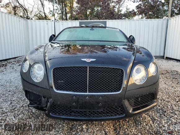 2013 Bentley Continental GT with VIN SCBFT7ZAXDC081537, listed as a Copart auction lot 77930564 with 31,107 mi miles and Salvage Title. Bid and sale history available at DreamBid. Image 5.