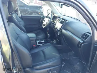 2020 Toyota 4Runner SR5 with VIN JTEBU5JR3L5789920, listed as a IAAI auction lot 41189528 with 44,125 mi miles. Bid and sale history available at carsss.com. Image 5.