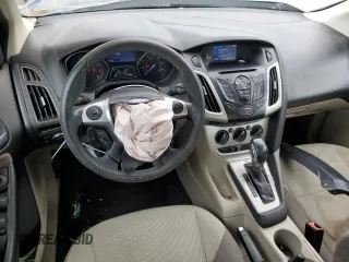 2013 Ford Focus SE with VIN 1FADP3F20DL330691, listed as a Copart auction lot 62855115 with 127,231 mi miles and Salvage title. Bid and sale history available at DreamBid. Image 8.