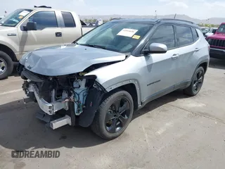 2021 Jeep Compass Altitude with VIN 3C4NJCBB3MT560123, listed as a IAAI auction lot 41914646 with 61,155 mi miles. Bid and sale history available at carsss.com. Image 18.