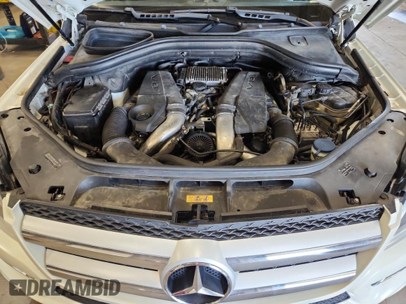 2013 Mercedes-Benz GL 450 z VIN 4JGDF7CE2DA232952, wystawiony jako Copart lot #58432985 z przebiegiem 190 989 mil mil oraz Czysty tytuł • Clean title. Historia ofert i sprzedaży dostępna na DreamBid. Obrazek 12.