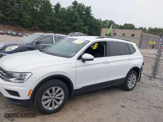 2019 Volkswagen Tiguan SE with VIN 3VV2B7AX5KM049686, listed as a IAAI auction lot 40280519 with 46,114 mi miles. Bid and sale history available at carsss.com. Image 15.