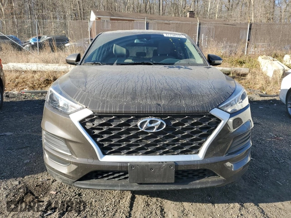 2019 Hyundai Tucson SE with VIN KM8J2CA4XKU047464, listed as a Copart auction lot 47738535 with 41,893 mi miles and Salvage Title. Bid and sale history available at carsss.com. Image 5.