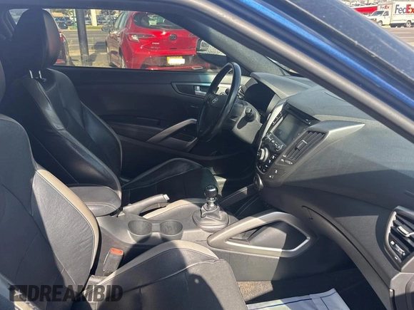 2016 Hyundai Veloster Turbo with VIN KMHTC6AE8GU260274, listed as a Copart auction lot 66046955 with 112,582 mi miles and Salvage title. Bid and sale history available at DreamBid. Image 5.