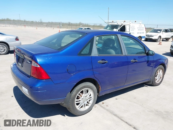2006 Ford Focus S with VIN 1FAFP34N86W184015, listed as a IAAI auction lot 41832666 with 75,967 mi miles and . Bid and sale history available at carsss.com. Image 4.
