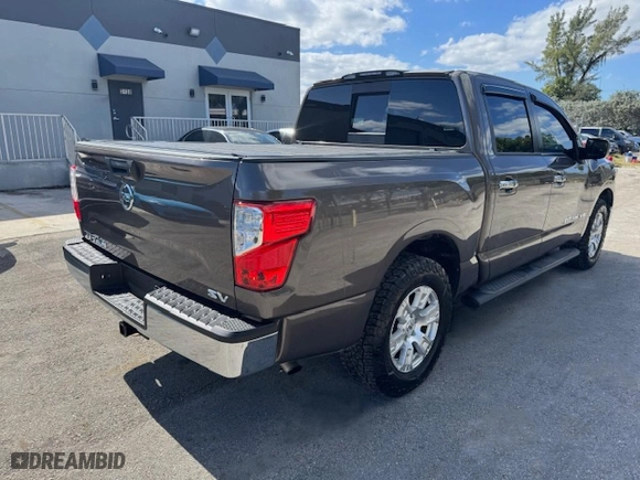 2018 Nissan Titan SV with VIN 1N6AA1EKXJN500251, listed as a Copart auction lot 43423335 with 65,169 mi miles and Non Repairable. Bid and sale history available at carsss.com. Image 3.
