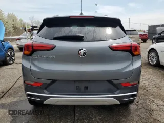 2021 Buick Encore GX Essence z VIN KL4MMGSL6MB154142, wystawiony jako Copart lot #54700345 z przebiegiem 86 638 mil mil oraz Czysty tytuł • Clean title. Historia ofert i sprzedaży dostępna na DreamBid. Obrazek 6.
