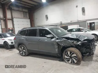 2024 Volkswagen Atlas SE with VIN 1V2HR2CA6RC534817, listed as a IAAI auction lot 41655227 with 39,214 mi miles and . Bid and sale history available at DreamBid. Image 14.