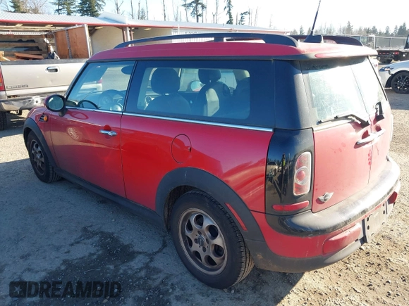2012 MINI Clubman z VIN WMWZF3C54CT189265, wystawiony jako IAAI lot #41378532 z przebiegiem 95 999 mil mil oraz . Historia ofert i sprzedaży dostępna na DreamBid. Obrazek 3.