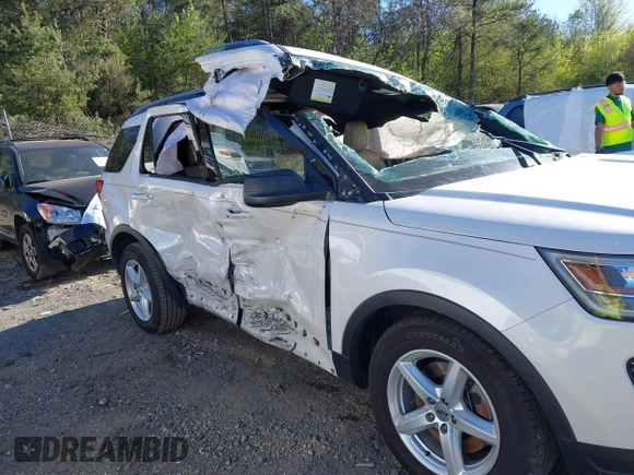 2018 Ford Explorer XLT z VIN 1FM5K7D85JGB84316, wystawiony jako IAAI lot #41817389 z przebiegiem 110 577 mil mil oraz . Historia ofert i sprzedaży dostępna na DreamBid. Obrazek 6.