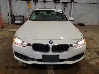 2016 BMW 3 Series 320i xDrive z VIN WBA8A3C59GK551242, wystawiony jako Copart lot #56939365 z przebiegiem 146 326 mil mil oraz Szkoda całkowita • Salvage title. Historia ofert i sprzedaży dostępna na DreamBid. Obrazek 5.