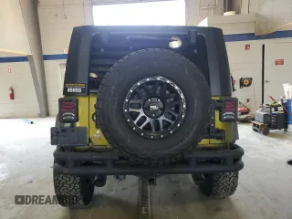 2007 Jeep Wrangler Unlimited X с VIN 1J4GA39167L122826, выставлен на аукционе Copart как лот 62451555 с пробегом Не указан миль и Списание • Salvage title. История ставок и продаж доступна на DreamBid. Изображение 6.