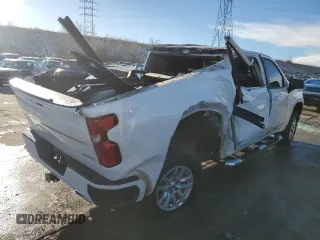 2021 Chevrolet Silverado 1500 RST with VIN 3GCUYEET7MG103346, listed as a Copart auction lot 89305765 with 46,339 mi miles and Non Repairable. Bid and sale history available at carsss.com. Image 3.