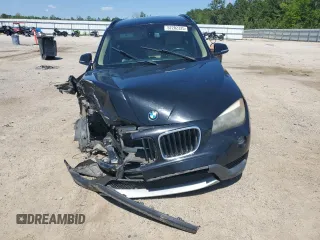 2014 BMW X1 sDrive28i z VIN WBAVM1C52EVW51919, wystawiony jako Copart lot #52282325 z przebiegiem Nie podano mil oraz Szkody całkowita. Historia ofert i sprzedaży dostępna na DreamBid. Obrazek 5.