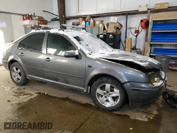 2003 Volkswagen Jetta с VIN 3VWSP29M33M115597, выставлен на аукционе Copart как лот 45337765 с пробегом Не указан миль и Списание • Salvage title. История ставок и продаж доступна на DreamBid. Изображение 4.