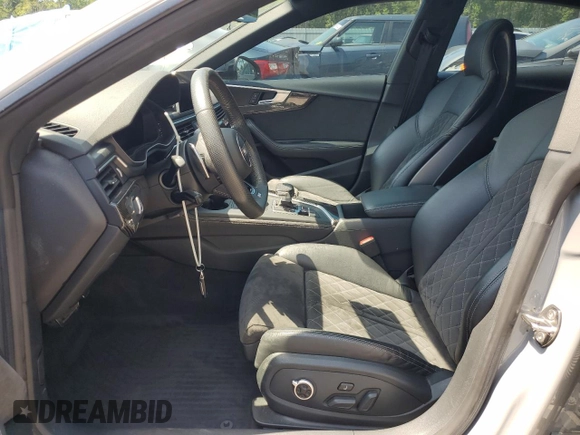 2019 Audi RS 5 Sportback z VIN WUABWCF5XKA907964, wystawiony jako Copart lot #60002343 z przebiegiem 27 182 mil mil oraz . Historia ofert i sprzedaży dostępna na DreamBid. Obrazek 7.