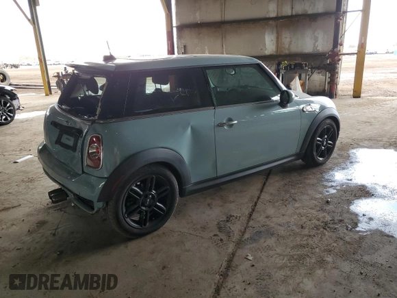 2012 MINI Hardtop S with VIN WMWSV3C5XCT387692, listed as a Copart auction lot 56420445 with 84,123 mi miles and Salvage title. Bid and sale history available at DreamBid. Image 3.