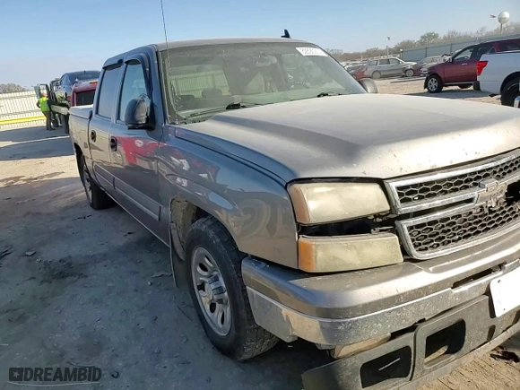 2007 Chevrolet Silverado 1500 Classic LT2 with VIN 2GCEC13Z471180871, listed as a Copart auction lot 82890914 with 132,342 mi miles and Salvage Title. Bid and sale history available at carsss.com. Image 11.