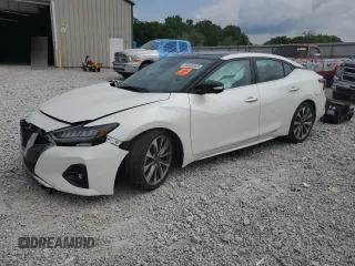 2023 Nissan Maxima Platinum with VIN 1N4AA6FV3PC513085, listed as a Copart auction lot 59680665 with 3,712 mi miles and Salvage title. Bid and sale history available at DreamBid. Image 1.