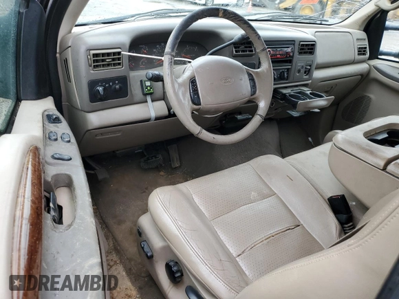 2001 Ford Super Duty F-250 XL with VIN 1FTNX21F81EB37823, listed as a Copart auction lot 50396105 with 272,373 mi miles and Salvage Title. Bid and sale history available at carsss.com. Image 8.