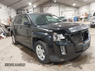 2015 GMC Terrain SLE z VIN 2GKFLVEK0F6226522, wystawiony jako IAAI lot #41855123 z przebiegiem 109 805 mil mil oraz . Historia ofert i sprzedaży dostępna na DreamBid. Obrazek 1.