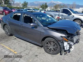 2021 Toyota Camry SE Nightshade with VIN 4T1T11AK4MU568827, listed as a IAAI auction lot 41640231 with 59,905 mi miles and . Bid and sale history available at DreamBid. Image 1.