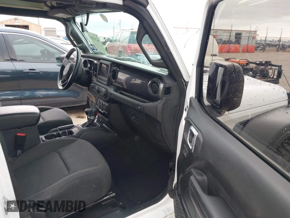 2021 Jeep Wrangler Unlimited Sport S with VIN 1C4HJXDG8MW509322, listed as a IAAI auction lot 42110123 with 39,955 mi miles and . Bid and sale history available at DreamBid. Image 5.