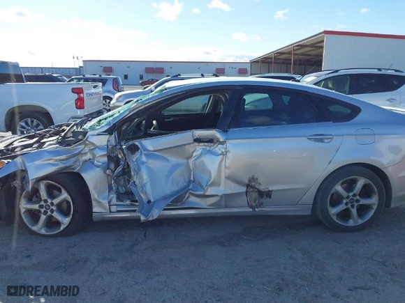 2016 Ford Fusion SE with VIN 3FA6P0H7XGR160247, listed as a IAAI auction lot 41720807 with 1 mi miles. Bid and sale history available at carsss.com. Image 14.