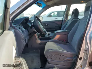 2004 Honda Pilot LX with VIN 2HKYF18194H612792, listed as a Copart auction lot 47187725 with 105,254 mi miles and Salvage Title. Bid and sale history available at carsss.com. Image 7.
