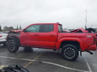 2024 Toyota Tacoma 4WD SR5 with VIN 3TYLB5JN3RT021289, listed as a IAAI auction lot 41538997 with 8,186 mi miles. Bid and sale history available at carsss.com. Image 14.