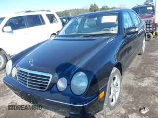 2002 Mercedes-Benz E-Class with VIN WDBJF82JX2X072422, listed as a IAAI auction lot 41390957 with 132,825 mi miles. Bid and sale history available at carsss.com. Image 6.