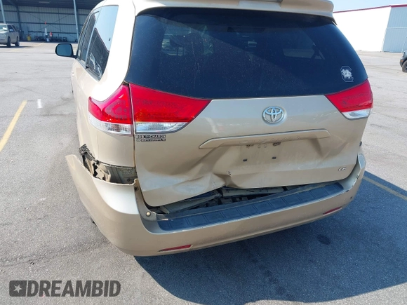 2012 Toyota Sienna LE AAS с VIN 5TDKK3DC0CS239963, выставлен на аукционе IAAI как лот 42550710 с пробегом 192 712 миль миль и . История ставок и продаж доступна на DreamBid. Изображение 6.