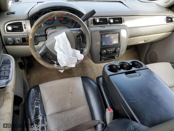 2008 Chevrolet Avalanche LS with VIN 3GNEC120X8G143925, listed as a Copart auction lot 80324424 with 297,310 mi miles and Salvage Title. Bid and sale history available at carsss.com. Image 8.