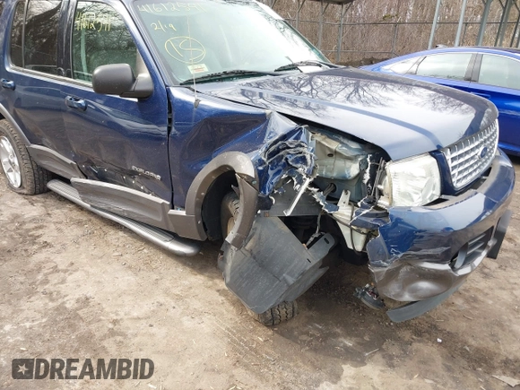 2004 Ford Explorer XLT z VIN 1FMZU73W44UA79929, wystawiony jako IAAI lot #41612541 z przebiegiem 142 867 mil mil oraz . Historia ofert i sprzedaży dostępna na DreamBid. Obrazek 6.
