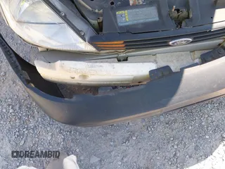 2003 Ford Focus ZX3 с VIN 3FAFP313X3R124965, выставлен на аукционе IAAI как лот 41840561 с пробегом 207 179 миль миль и . История ставок и продаж доступна на DreamBid. Изображение 6.