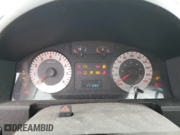 2011 Mazda Tribute Sport with VIN 4F2CY9C70BKM03826, listed as a Copart auction lot 45222665 with 171,082 mi miles and Salvage Title. Bid and sale history available at DreamBid. Image 9.