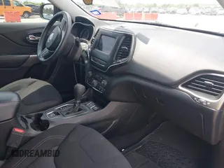 2020 Jeep Cherokee Latitude с VIN 1C4PJLCBXLD506409, выставлен на аукционе IAAI как лот 42110399 с пробегом 64 332 миль миль и . История ставок и продаж доступна на DreamBid. Изображение 5.