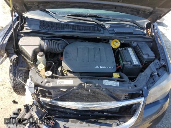 2014 Chrysler Town & Country S with VIN 2C4RC1HG5ER461679, listed as a Copart auction lot 51267785 with 124,341 mi miles and Salvage Title. Bid and sale history available at DreamBid. Image 12.