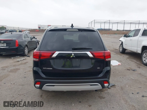 2020 Mitsubishi Outlander SE with VIN JA4AD3A36LZ046736, listed as a IAAI auction lot 42285717 with 43,530 mi miles and . Bid and sale history available at DreamBid. Image 17.