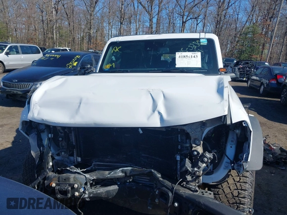2023 Ford Bronco z VIN 1FMEE5DP0PLC12557, wystawiony jako IAAI lot #41854143 z przebiegiem 9 839 mil mil oraz . Historia ofert i sprzedaży dostępna na DreamBid. Obrazek 11.