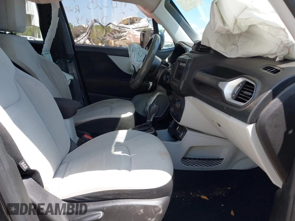 2018 Jeep Renegade Latitude with VIN ZACCJABB7JPH06179, listed as a IAAI auction lot 41900688 with 115,277 mi miles. Bid and sale history available at carsss.com. Image 5.