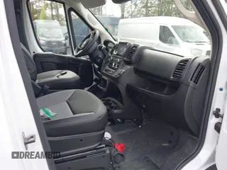 2024 Ram ProMaster Cargo Tradesman with VIN 3C6LRVDG2RE150517, listed as a IAAI auction lot 41462460 with 3,374 mi miles and . Bid and sale history available at DreamBid. Image 5.